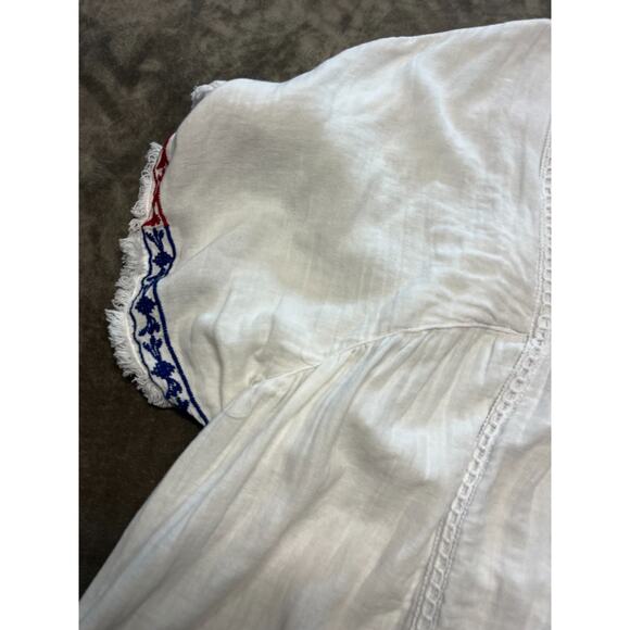 Lane Bryant Plus Size 18/20‎ Relaxed Flutter Sleeve Top Tassle w/Blue Embroidery - Picture 5 of 7